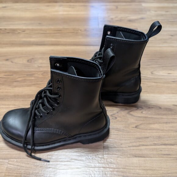 Dr Martens 1460 Mono Smooth Leather Lace Up Boots in Black - Size 6 - Picture 4 of 8